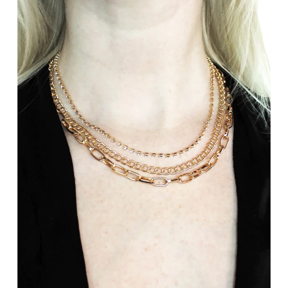 NWT Gold & Rhinestone chain set - Picture 2 of 3